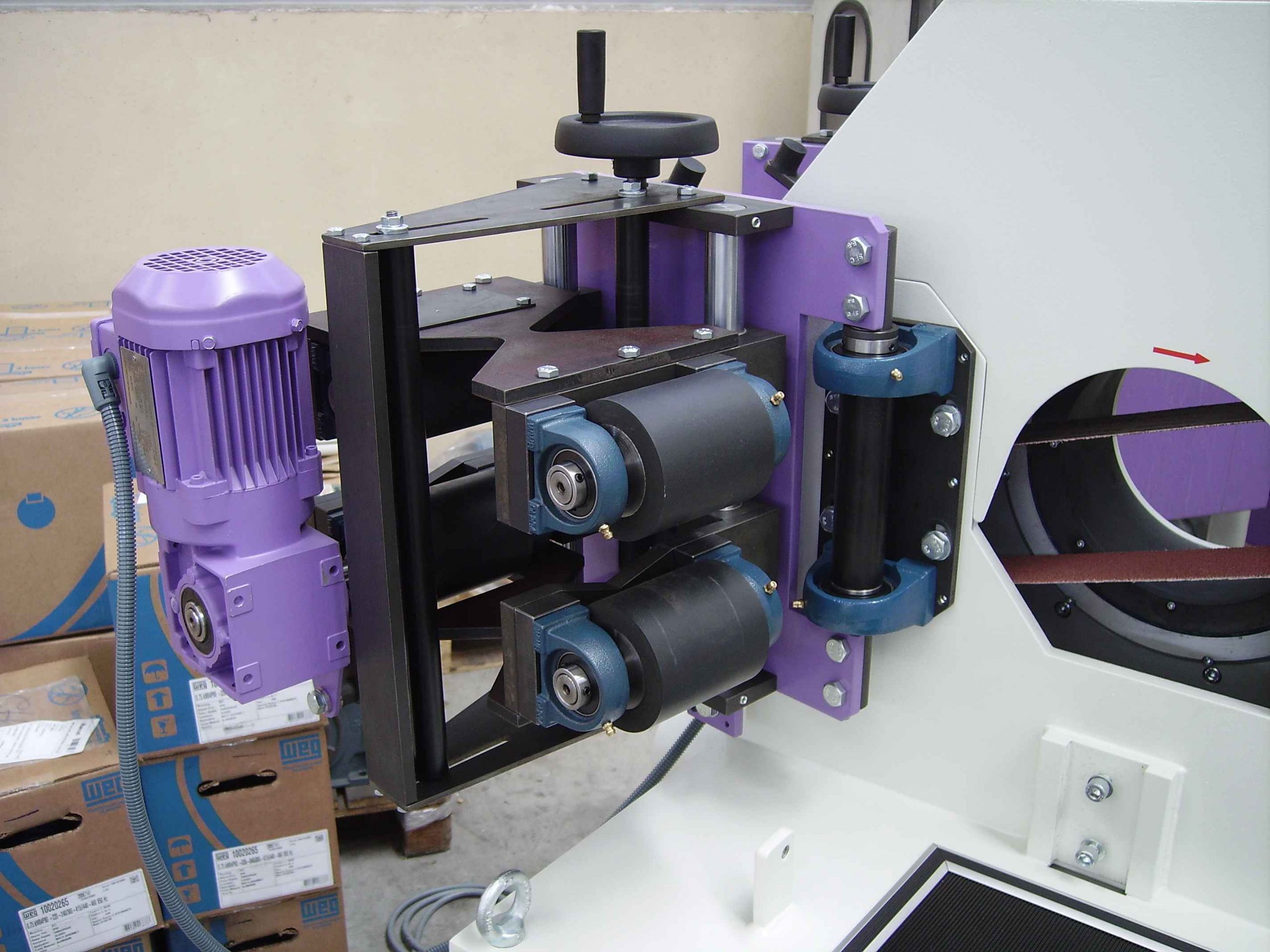 G3ML200-round-tube-finishing-machine-easily_11zon-scaled